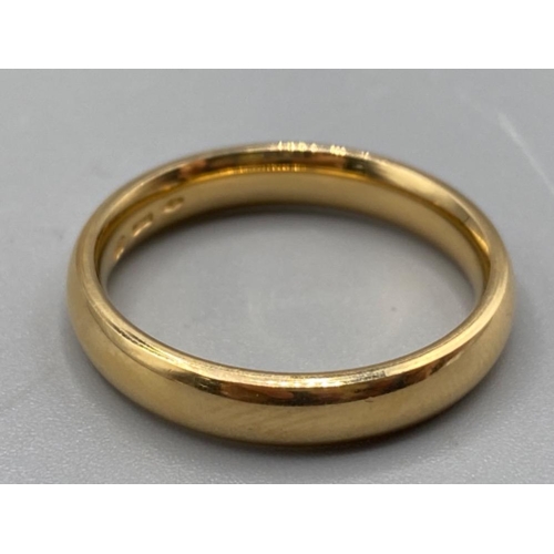 6 - Gents hallmarked 18ct gold wedding band, size S (6.65g)