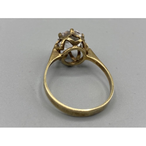 346 - 8ct gold solitaire ring size p