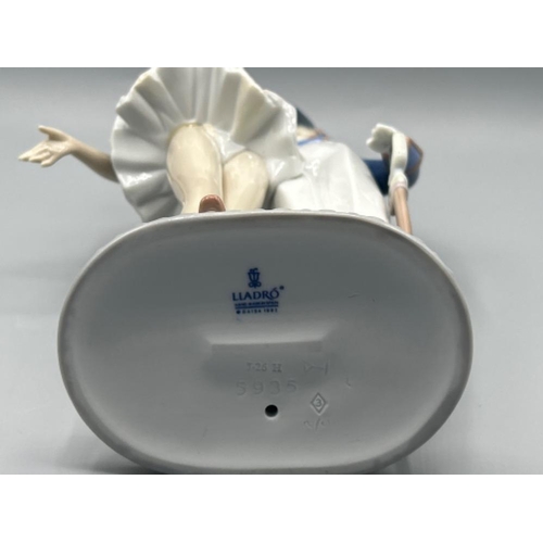 14 - Lladro 5935 ‘Nutcracker suite’ in good condition and original box