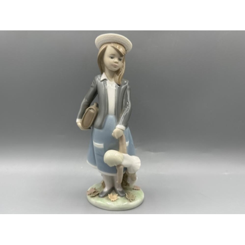 153 - Lladro figure 5218 Autumn, good condition, height 20cm