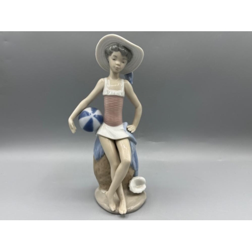 154 - Lladro figure 5219 Summer, good condition, height 20cm