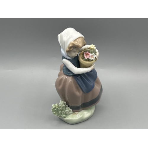 16 - Lladro 5223 ‘Spring is here’ in good condition and original box