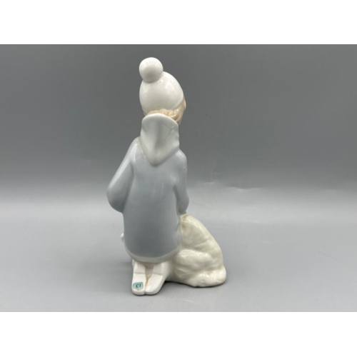 160 - Lladro figure 4676 Shepherd With Lamb, good condition, height 15cm