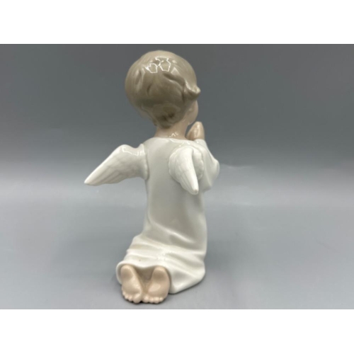 161 - Lladro figure 4538 Angel Praying, good condition, height 14cm