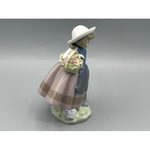 17 - Lladro 5221 ‘Sweet scent’ in good condition and original box