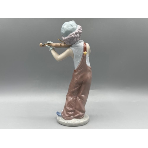 171 - Lladro “Utopia” figure 8239 Bohemian Melodies, good condition, height 19.5cm, with original box