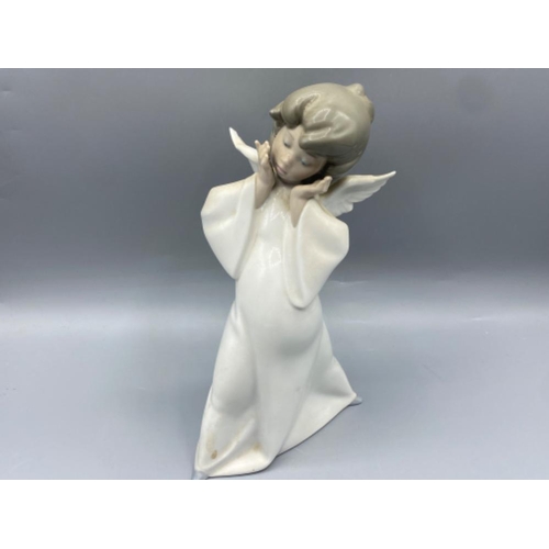 188 - Lladro figure 4959 Mime Angel in good condition - height 22cm