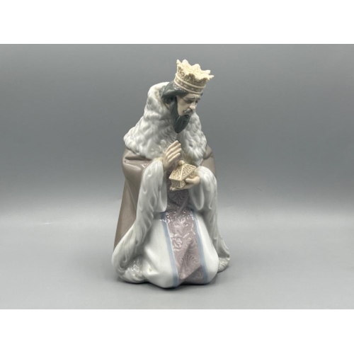 31 - Lladro 5480 ‘King Gaspar’ in good condition and original box