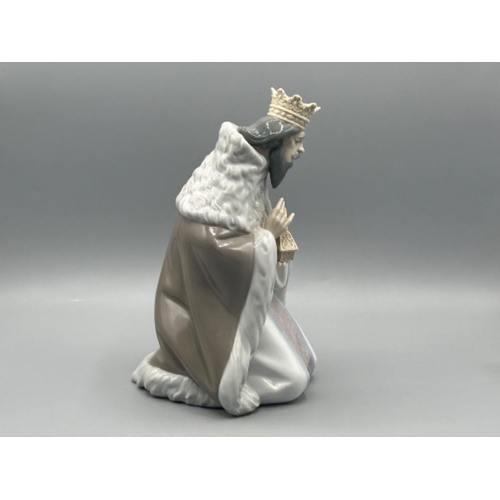 31 - Lladro 5480 ‘King Gaspar’ in good condition and original box