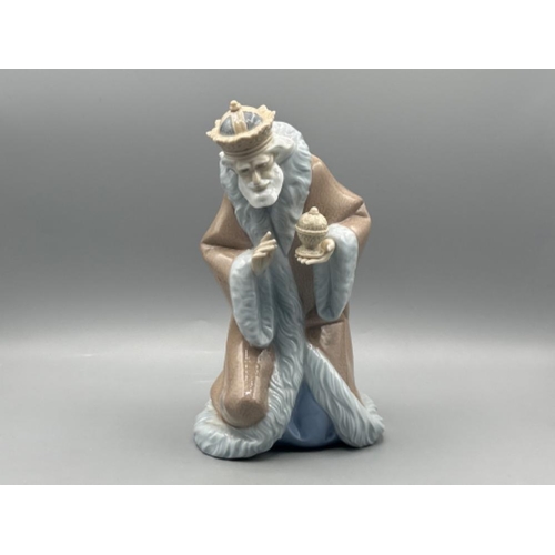 32 - Lladro 5479 ‘King Melchor’ in good condition and original box