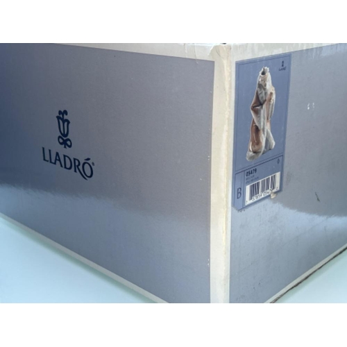 32 - Lladro 5479 ‘King Melchor’ in good condition and original box