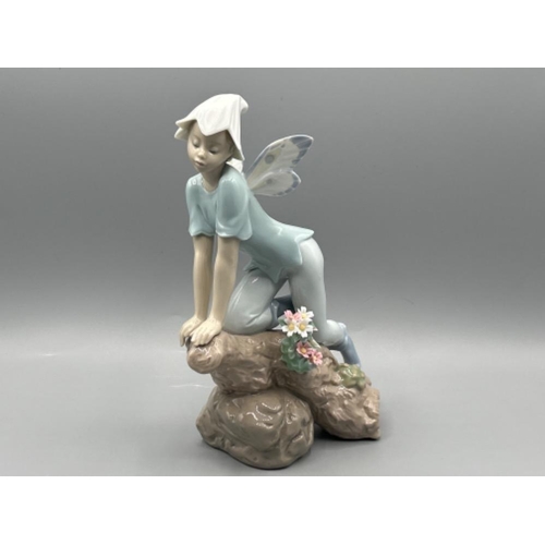 41 - Lladro 7690 ‘Prince of the Elves’ in good condition and original box