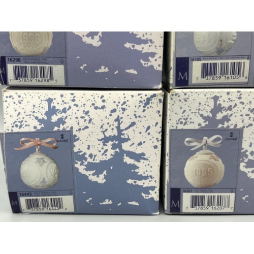 48 - Lladro x4 Christmas balls including 1994, 1995, 1996 & 1997 all in original boxes and good condition