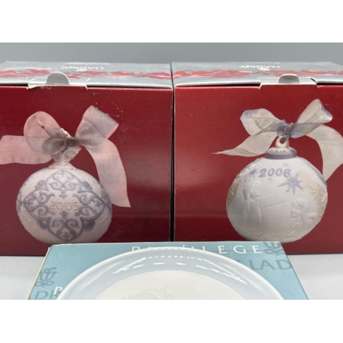 50 - Lladro Christmas bells 2005, 2006 and plate in good condition and original boxes