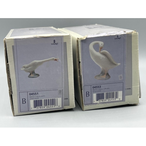 52 - Lladro 4551 & 4553 little ducks in good condition and original boxes