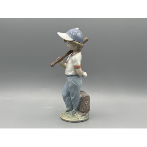 8 - Lladro signed 7610 ‘Can I play’ in good condition in original box