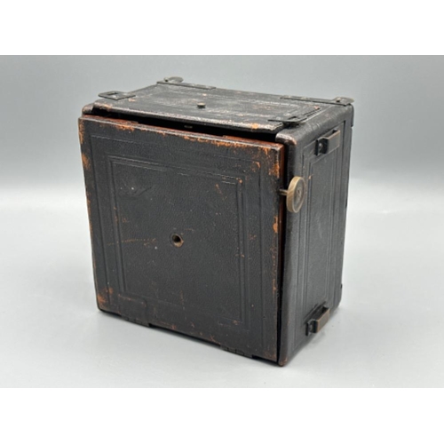 100 - Thornton Pickard folding Ruby mahogany & leather cased camera (1907)