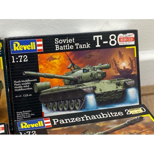 236 - 5x boxes of Revell buildable 1.72 scale army tanks