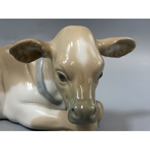 Lladro 4780 Nativity cow in good condition