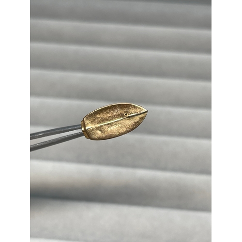 2 - 9ct Yellow Gold Fully Hallmarked Iron Charm Weighing 1.10 grams