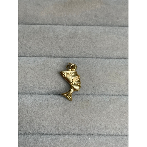 16 - Vintage 9ct Yellow Gold Egyptian Nefertiti Charm Weighing 0.45 grams