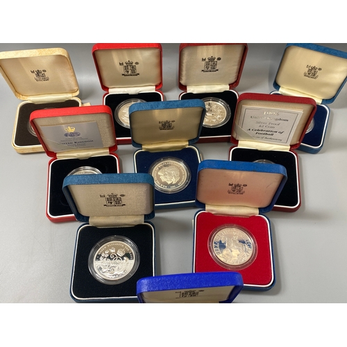 170 - 10x Royal mint silver proof coins to include 1977-2000 crowns and 1996 £2 rugby coin