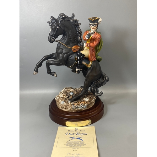 199 - limited edition Royal Doulton Dick Turpin No 821 with original box, plinth and certificate in good c... 