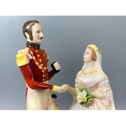 195 - Limited edition Royal Doulton Queen Victoria and Prince Albert No 63/2500 with original certificate ... 