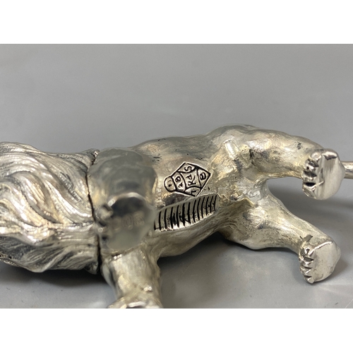 172 - Silver plated lion style vesta case, weight 68.64 grams