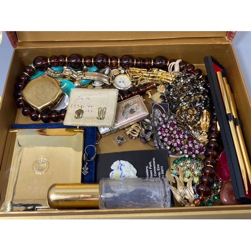 147 - Lot of various Ladies costume jewellery and accessories