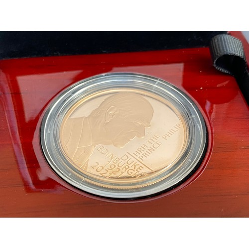 91 - The Royal Mint HRH The Prince Philip, Duke of Edinburgh 2021 UK £5 Gold Proof Coin in protective cap... 