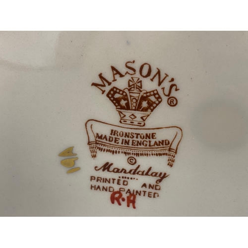 207 - Lot of Masons ironstone Manadalay peices to include alcohol tags, teapot and tea caddy all in good c... 