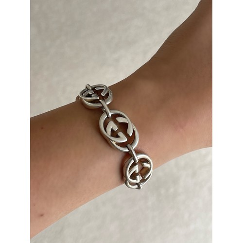 29 - Gucci Silver Double G Logo Bracelet weighing 48.37 grams and measuring 19cm