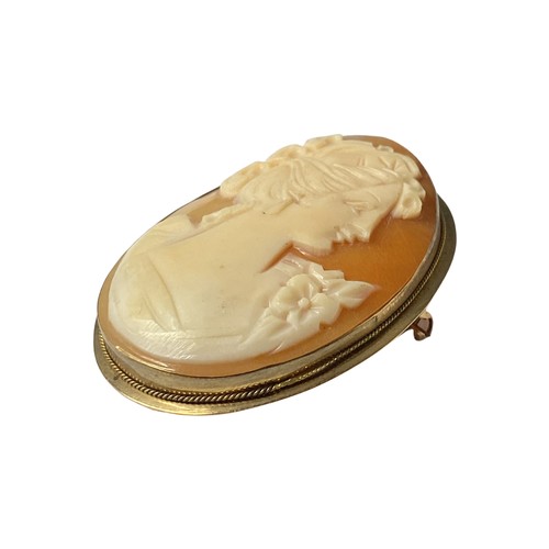 88 - 9ct cameo brooch together with a 9ct antique bar brooch (1.66 grams)