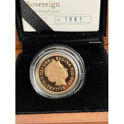 119 - Royal Mint 2009 UK Gold proof full sovereign, complete with case and certificate