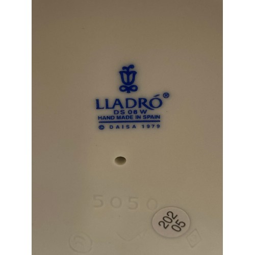59 - Lladro 5050 Dancer, Good condition, comes in box