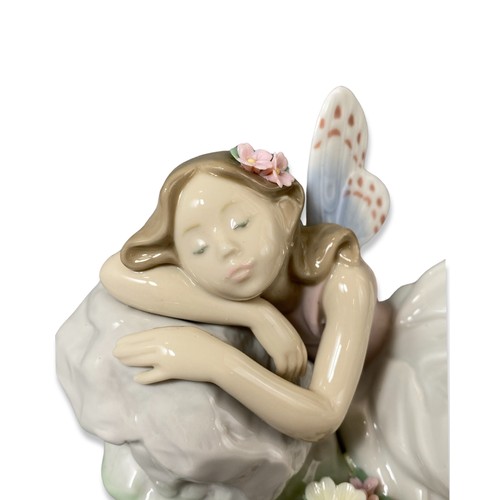 65 - Lladro 7694 Princess of the fairies, Good condition, comes in box