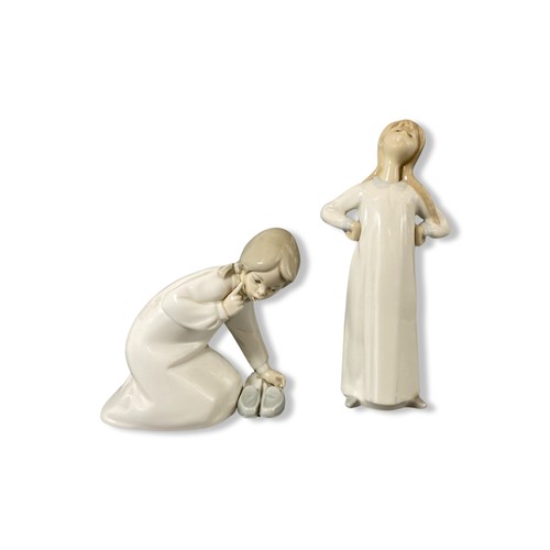 67 - Lladro 4872 Girl stretching and 4523 Girl with slippers, Good condition