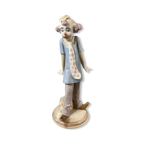 159 - Lladro Signed and dated 6916 Circus Days, Good condition, comes in box