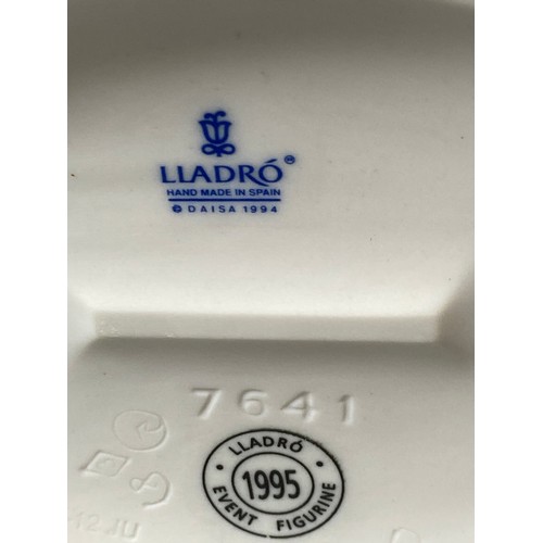 190 - Lladro 7641 For a perfect performance, Good condition, comes in box