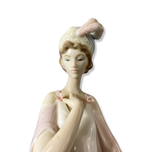 203 - Lladro 6403 Breathless, Good condition, comes in box