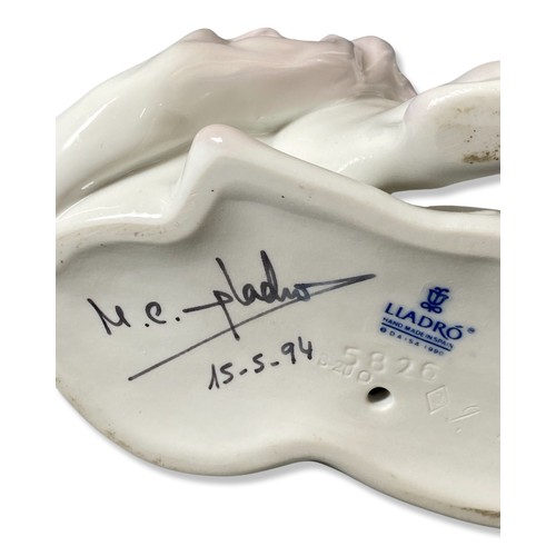 196 - Lladro Signed and dated 5826 Little Unicorn, Good condition, comes in box