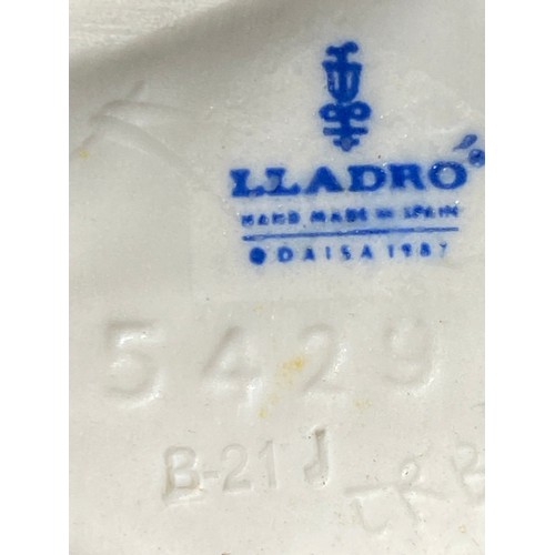 133 - Lladro 5429 Happy Birthday Good condition comes in original box