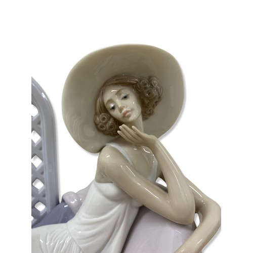 99 - Lladro 7634 Garden of dreams Signed and dated Good condition comes in original box with plinth and c... 