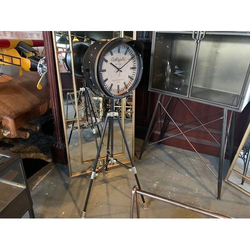 121 - NEW BOXED TRIPOD STAGE LIGHT CLOCK (APPROX 115CM)