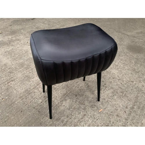 141 - NEW INDUSTRIAL STYLE RIBBED LEATHER STOOL/FOOT STOOL POMMEL HORSE ON METAL LEGS  IN BLACK