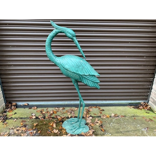 99 - CAST METAL TALL 4FT6 BIRD STATUE IN VERDI BRONZE FINISH