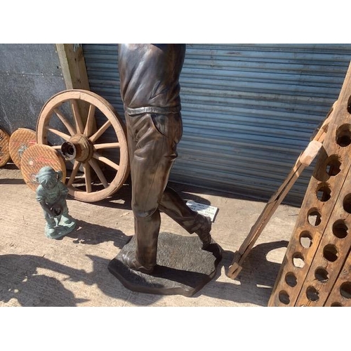 1 - 2M TALL HUGE CAST BRONZE GOLFER IN MOTION WITH CALLAWAY CAST BRONZE GOLF CLUB
