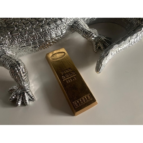 100 - REPLICA 1KG GOLD BAR DECORATIVE PAPERWEIGHT