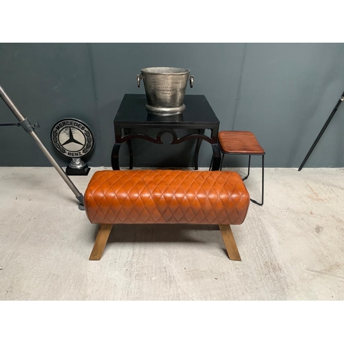 170 - BOX NEW LARGE HANDSTITCHED LEATHER POMMEL HORSE IN TAN